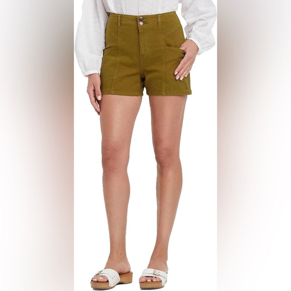 Universal Thread Women's High-Rise Cargo Midi Shorts